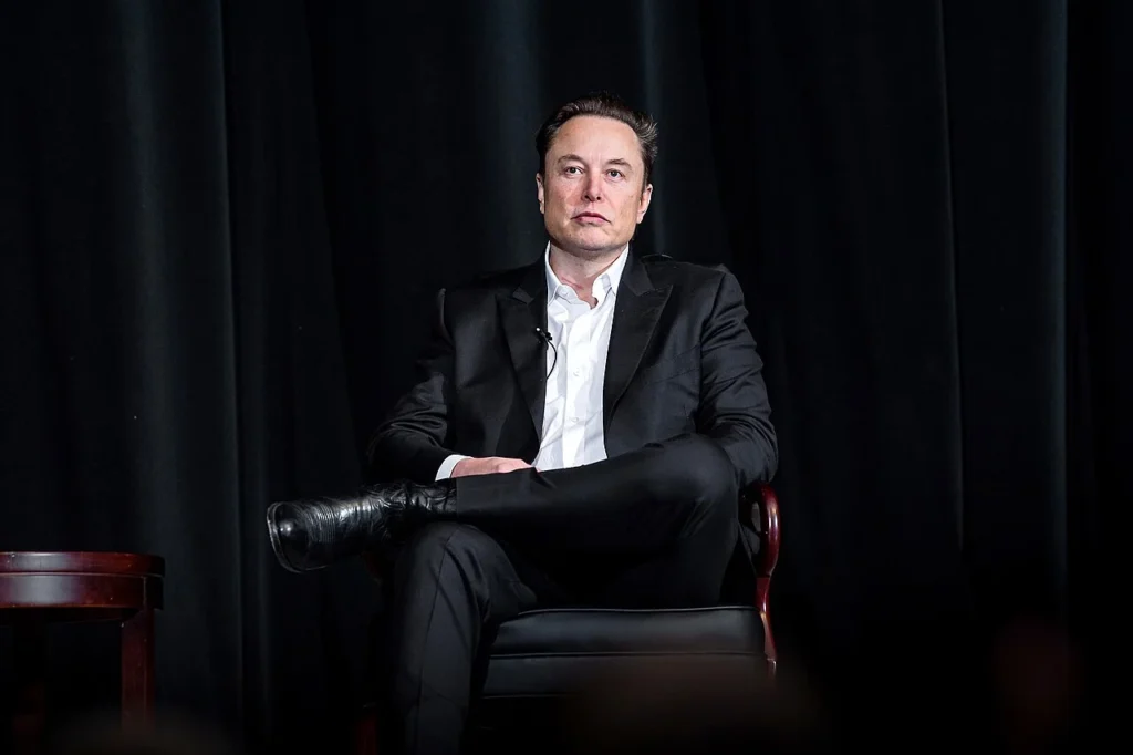 Elon Musk speaking at the U.S. Air Force Academy in April 2022